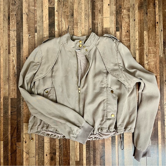 Anthro Daughters of the Liberation Fly Me Away Anorak Bomber Jacket Tan Sz M - Picture 15 of 16